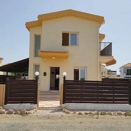 Villa Seabreeze By Trulycyprus *