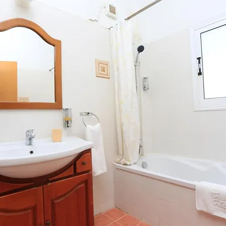 Villa Seabreeze By Trulycyprus Agia Napa