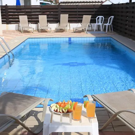 Villa Seabreeze By Trulycyprus Ayia Napa